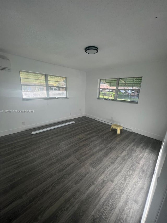 4 of 9 - 718 Whippoorwill Ln, Delray Beach, FL