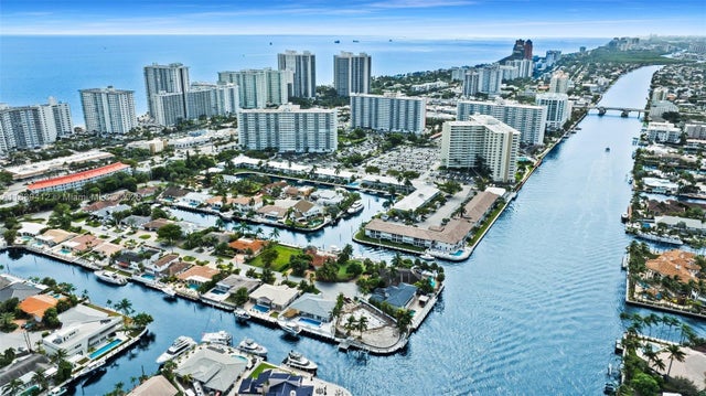 5 of 34 - 3333 Ne 38th St, Fort Lauderdale, FL