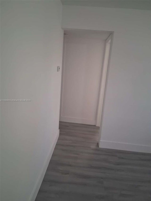 3 of 20 - 400 Ne 161st St, Miami, FL