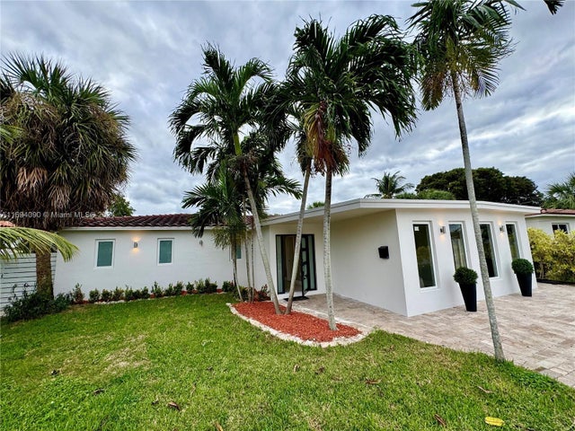 2 of 46 - 1012 Tangelo Isle, Fort Lauderdale, FL