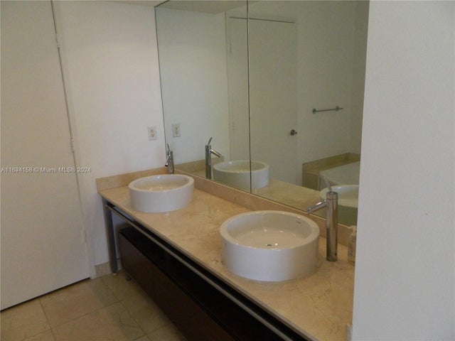 5 of 5 - 16275 Collins Ave 803, Sunny Isles Beach, FL