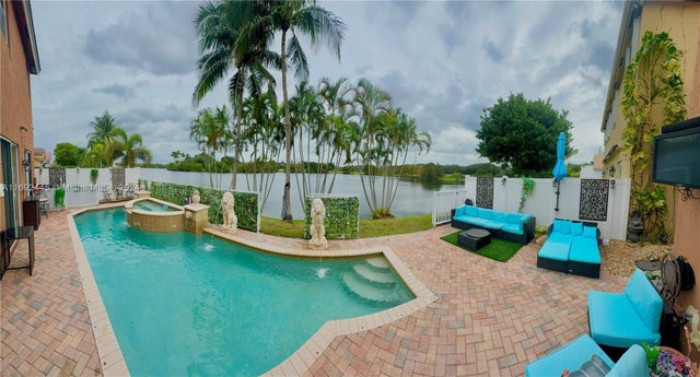 1 of 18 - 5363 Sw 38th Ave, Hollywood, FL