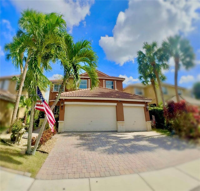 2 of 18 - 5363 Sw 38th Ave, Hollywood, FL