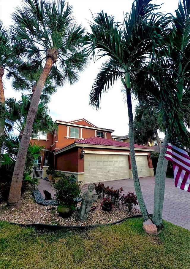 3 of 18 - 5363 Sw 38th Ave, Hollywood, FL