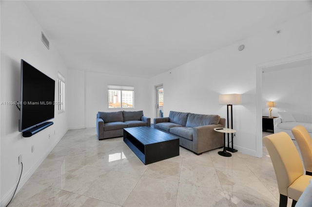 4 of 32 - 10 Aragon Ave 810, Coral Gables, FL