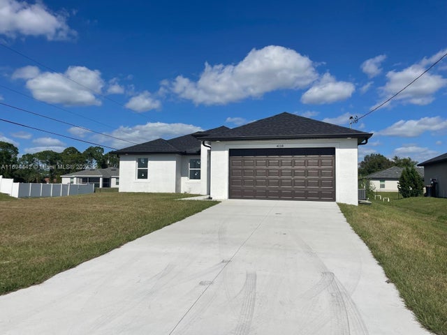 2 of 11 - 4118 4th St Sw, Lehigh Acres, FL