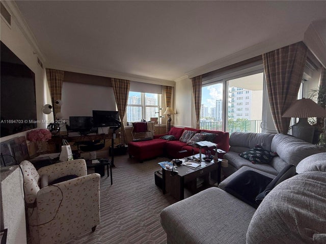 2 of 27 - 20000 E Country Club Dr 803, Aventura, FL