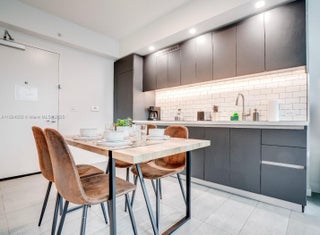 Photo of Listing #A11694652