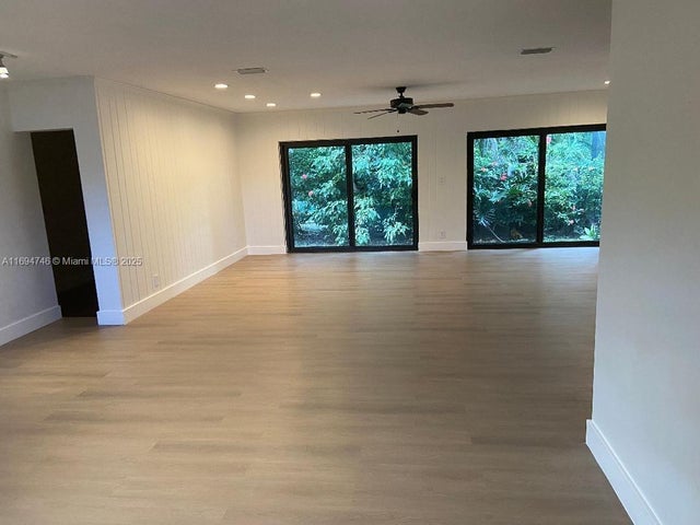 5 of 23 - 6205 Jacaranda Cir, Tamarac, FL