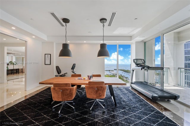 5 of 21 - 3400 Sw 27th Ave 2202, Miami, FL