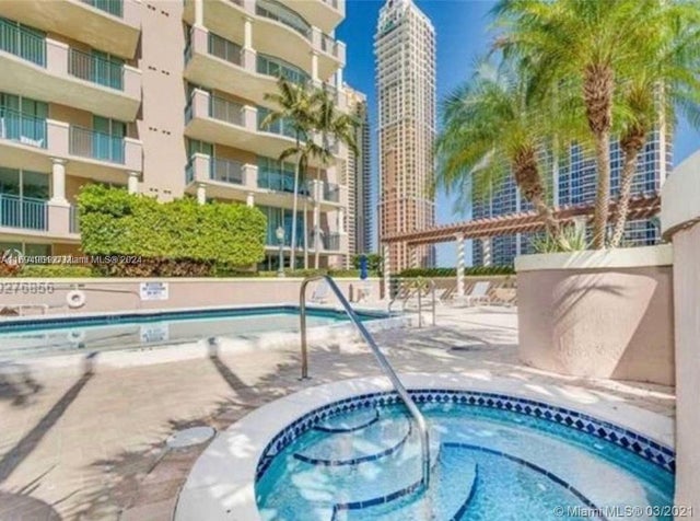 3 of 26 - 17555 Atlantic Blvd 1003, Sunny Isles Beach, FL