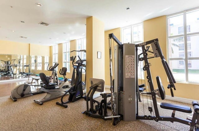 4 of 26 - 17555 Atlantic Blvd 1003, Sunny Isles Beach, FL