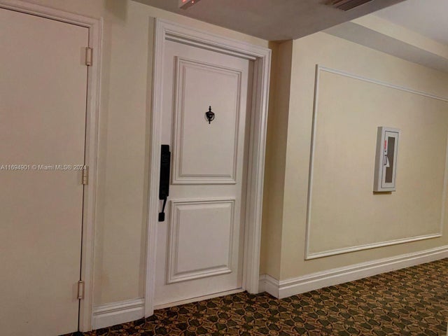 5 of 26 - 17555 Atlantic Blvd 1003, Sunny Isles Beach, FL