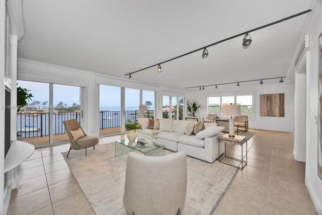 3 of 58 - 2500 Bay Dr Ph, Pompano Beach, FL