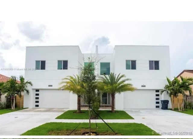1 of 35 - 3710 Atlanta St, Hollywood, FL
