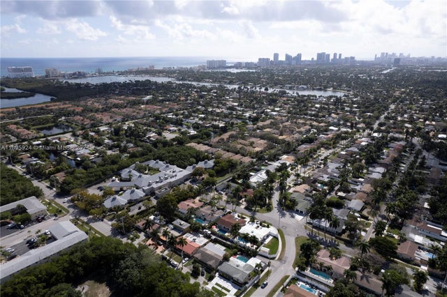 4 of 40 - N/A, Hollywood, FL