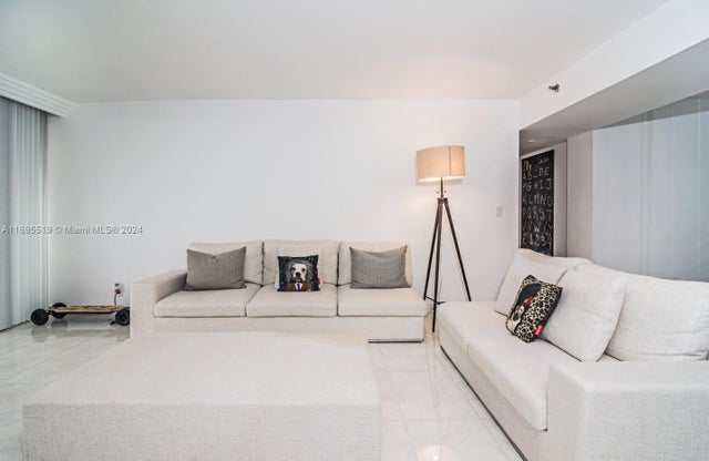 2 of 27 - 1000 Island Blvd 802, Aventura, FL