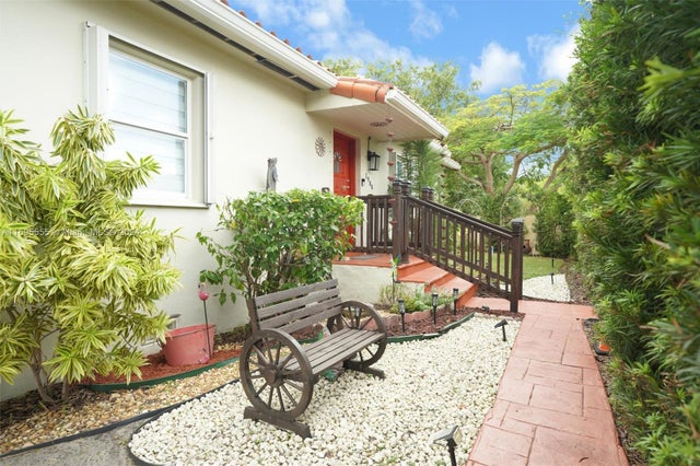 5 of 57 - 1900 Sw 21st Ave, Miami, FL