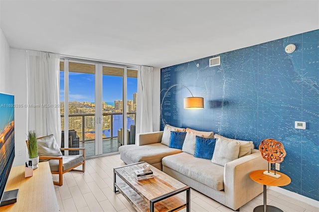 4 of 33 - 2602 E Hallandale Beach Blvd Unit #r2708, Hallandale Beach, FL