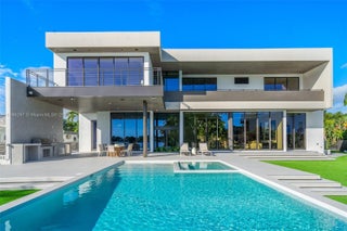 Photo of Listing #A11696287