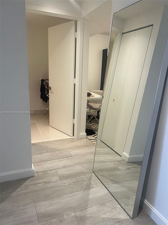 5 of 8 - 55 Sw 9th St 2610, Miami, FL