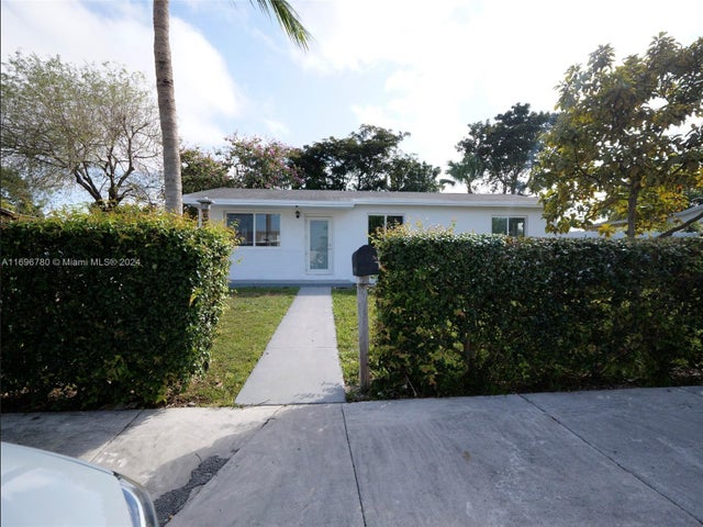 2 of 12 - 11460 Sw 196th Ter, Miami, FL