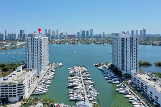 2 of 41 - 17301 Biscayne Blvd 1404, North Miami, FL