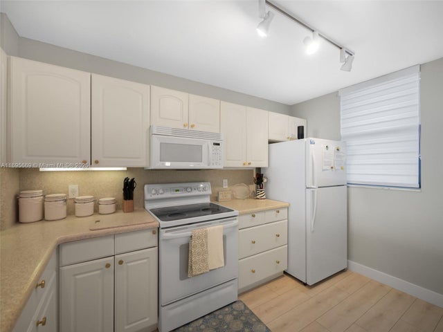 3 of 32 - 9940 S Ocean Dr 508, Jensen Beach, FL