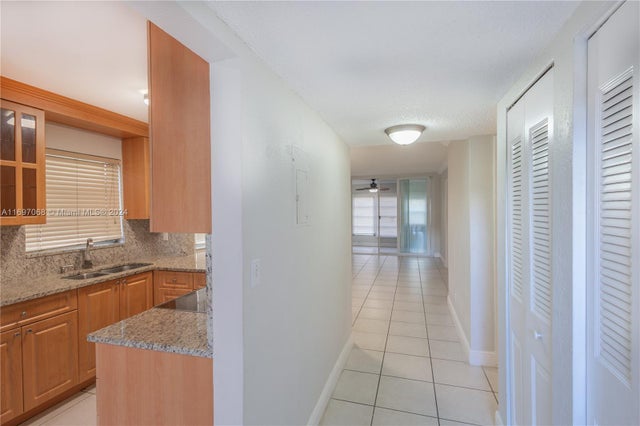 5 of 29 - 6001 Nw 61st Ave 101, Tamarac, FL