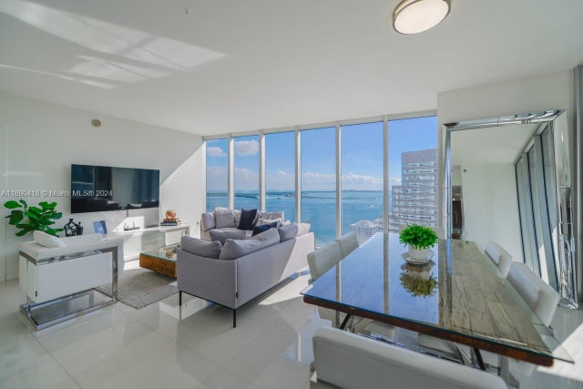 3 of 26 - 485 Brickell Ave 3708, Miami, FL