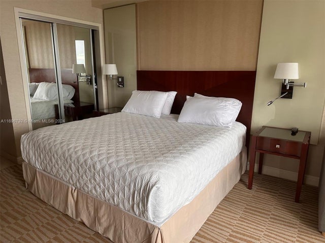 3 of 15 - 18001 Collins Ave 1204, Sunny Isles Beach, FL