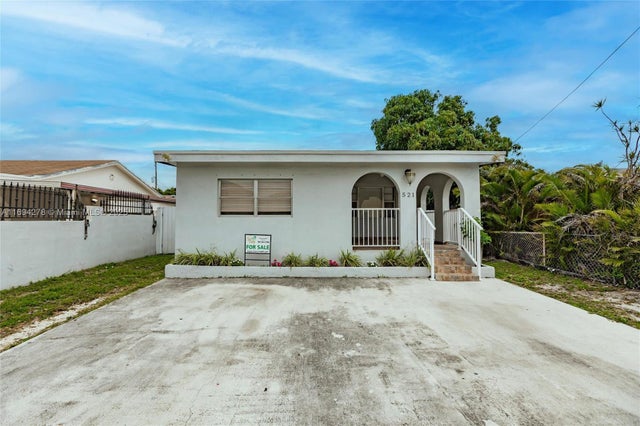 2 of 45 - 521 E 41st St, Hialeah, FL