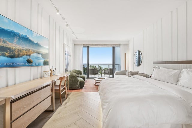 2 of 37 - 2201 Collins Ave 623, Miami Beach, FL