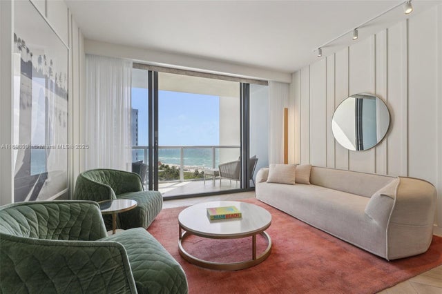 2 of 36 - 2201 Collins Ave 1013, Miami Beach, FL