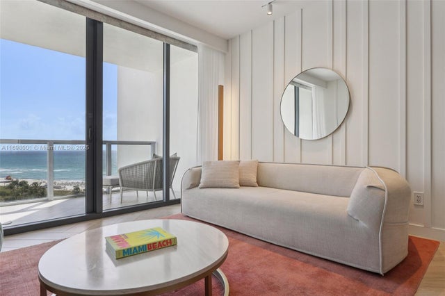 3 of 36 - 2201 Collins Ave 1013, Miami Beach, FL