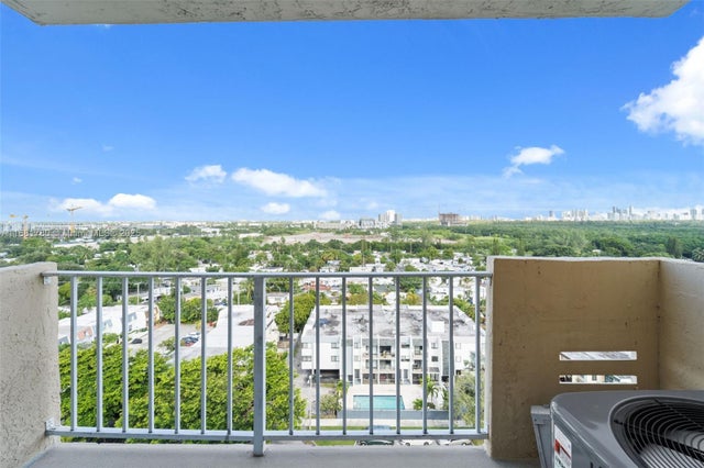 2 of 23 - 2350 Ne 135th St 1401, North Miami, FL