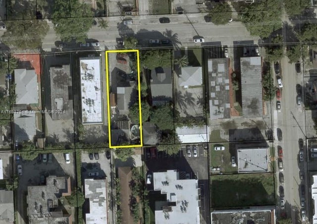 2 of 12 - 536 Sw 3rd St, Miami, FL