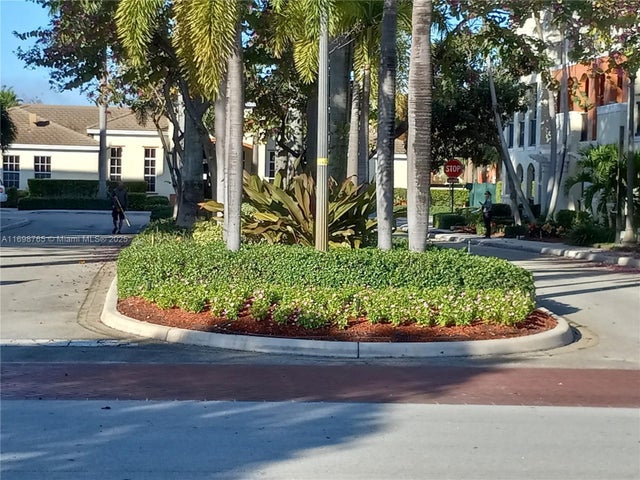 2 of 33 - 122 Sw 7th Ct None, Pompano Beach, FL