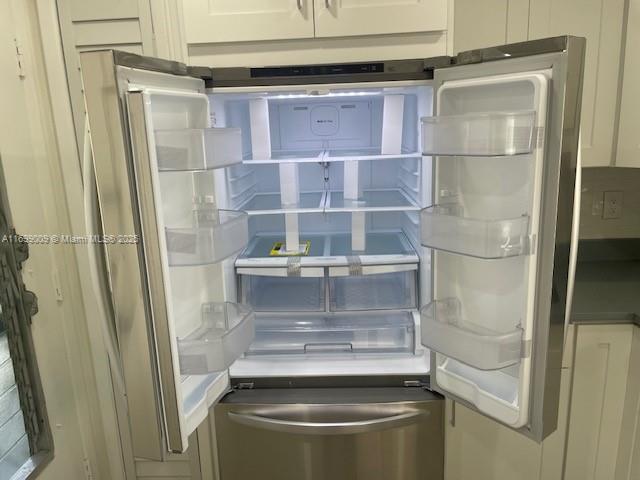 5 of 37 - 1350 Ne 191st St B203, Miami, FL