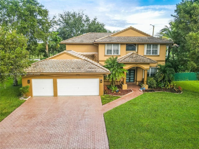 2 of 65 - 15841 Sw 61st St, Davie, FL