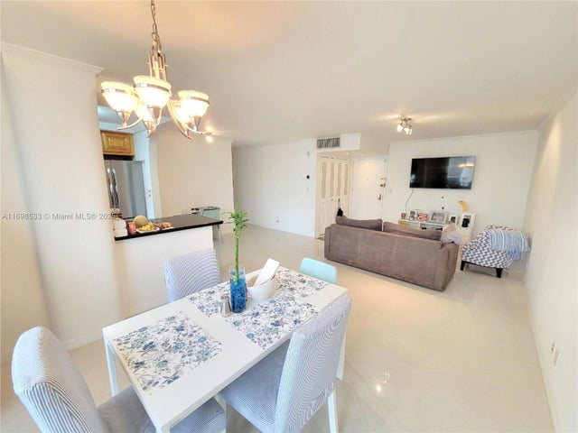 3 of 34 - 17011 N Bay Rd 906, Sunny Isles Beach, FL