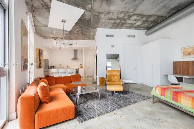 1 of 15 - 2001 Meridian Ave 510, Miami Beach, FL
