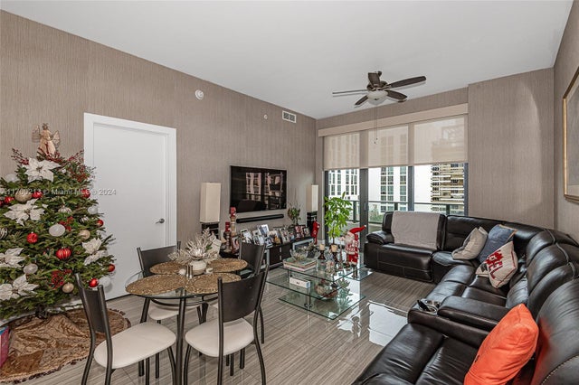 3 of 26 - 2960 Ne 207th St 505, Aventura, FL