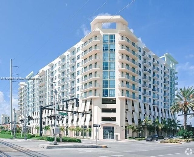 2 of 32 - 140 S Dixie Hwy 1031, Hollywood, FL