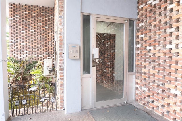 3 of 21 - 16850 S Glades Dr 3c, North Miami Beach, FL