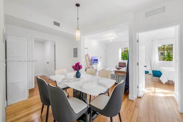4 of 29 - 1510 Meridian Ave 12, Miami Beach, FL