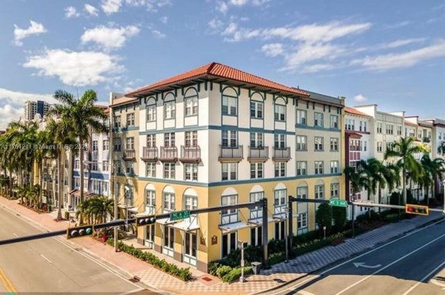 1 of 21 - 533 Ne 3rd Ave 219, Fort Lauderdale, FL