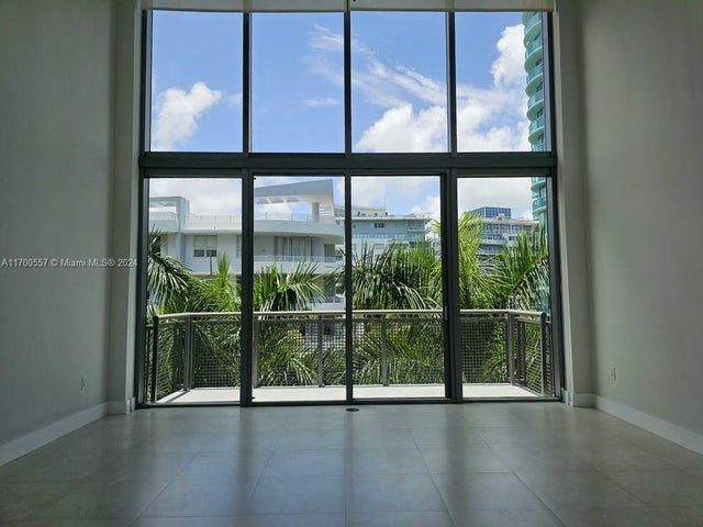 1 of 26 - 6000 Collins Ave 528, Miami Beach, FL