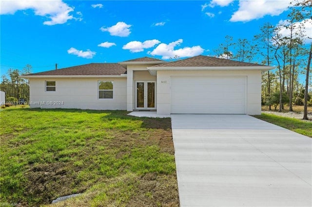 1 of 32 - 1422 Highland Ave, Lehigh Acres, FL