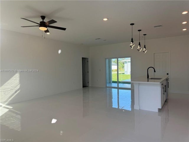 5 of 32 - 1422 Highland Ave, Lehigh Acres, FL